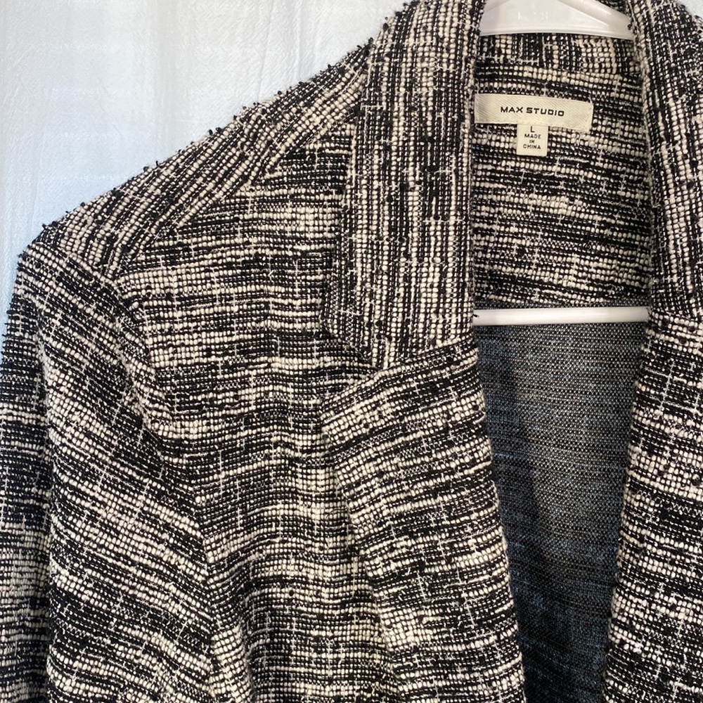 Tweed Blazer - Picture 2 of 6
